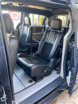 دودج جراند كارافان